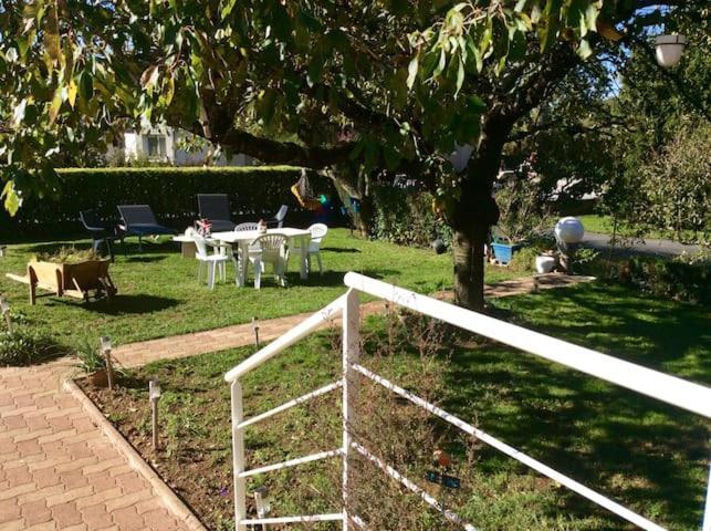 Maison Avec Veranda Proche Du Centre Ville Rignac  Ngoại thất bức ảnh