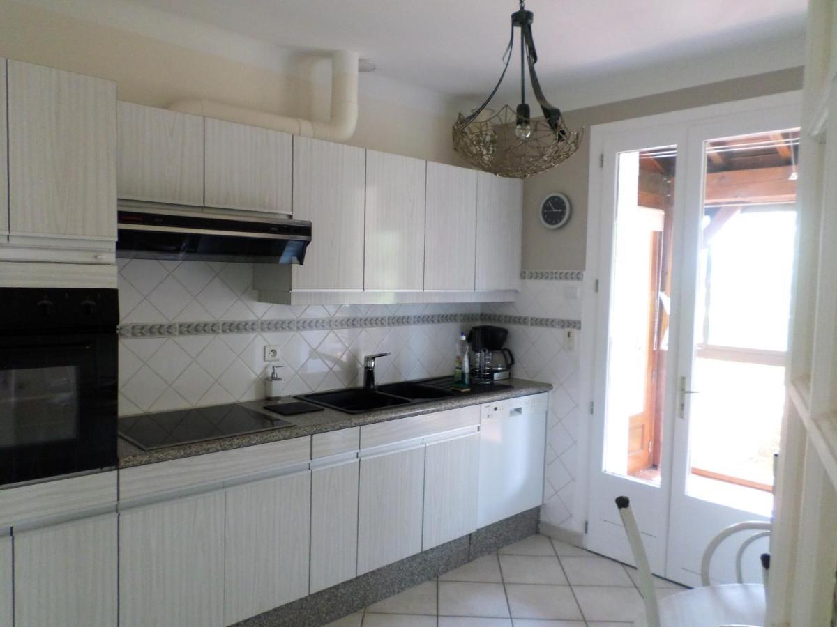 Maison Avec Veranda Proche Du Centre Ville Rignac  Ngoại thất bức ảnh